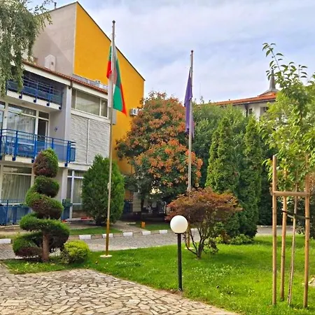 Апартаменты Elit1 Forrent Солнечный берег