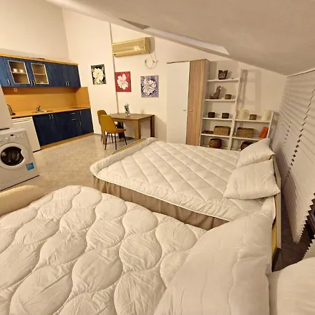 Elit1 Forrent شقة *